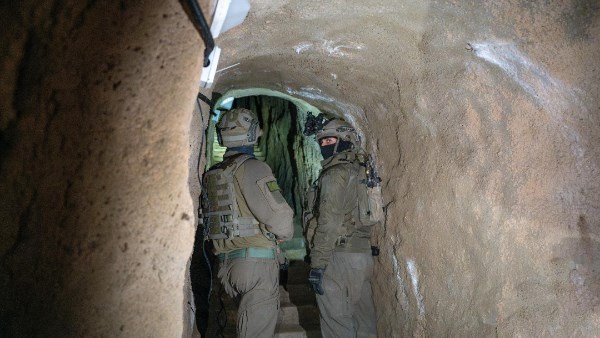 الجيش الإسرائيلي يعلن مقتل قائد خلية تابعة لحماس في غارة جوية جنوب قطاع غزة
