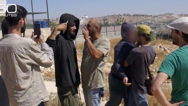 برنامج أمريكي يفضح اعتداءات المستوطنين على الفلسطينيين بالضفة الغربية