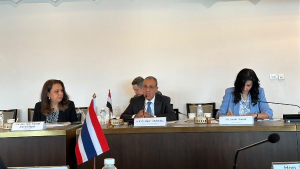 وزير الخارجية يلتقي رئيس وأعضاء مجموعة الصداقة البرلمانية التايلاندية–المصرية