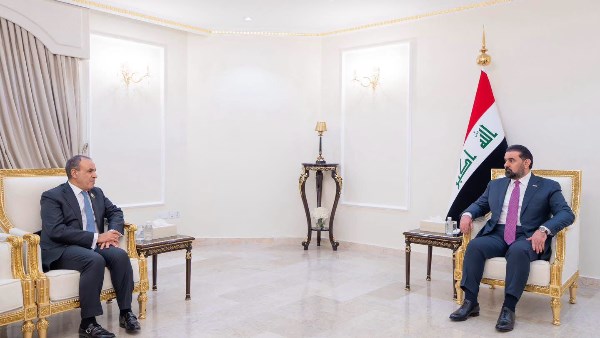 وزير الخارجية يناقش مع رئيس مجلس النواب العراقي تعزيز التعاون البرلماني