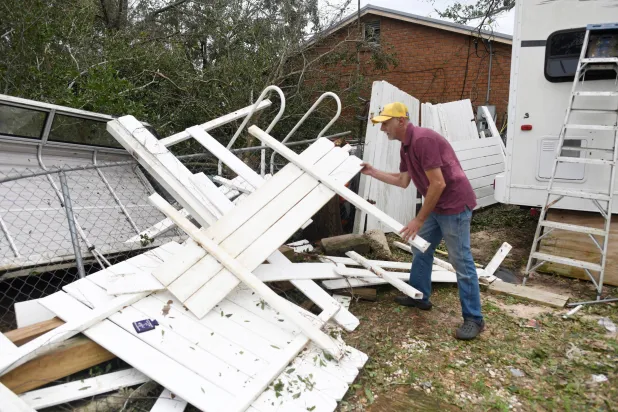 At Least 4 Dead as Cyclone Isaias Drenches Southern US