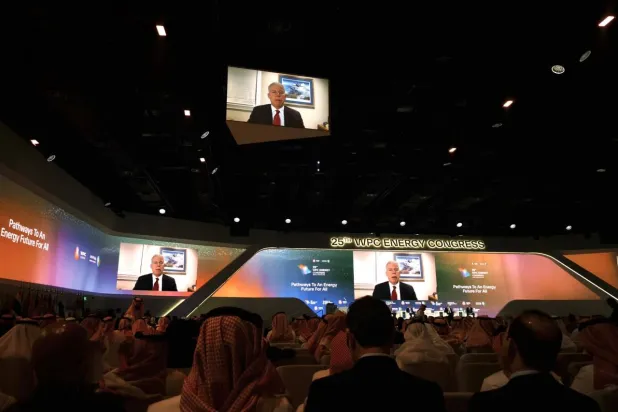 US Energy Secretary: Oil Flows Through Hormuz Reach 80-90% of Pre-Conflict Levels