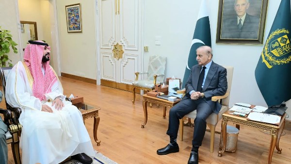 باكستان: نقف إلى جانب السعودية لحماية سيادتها وسلامة أراضيها