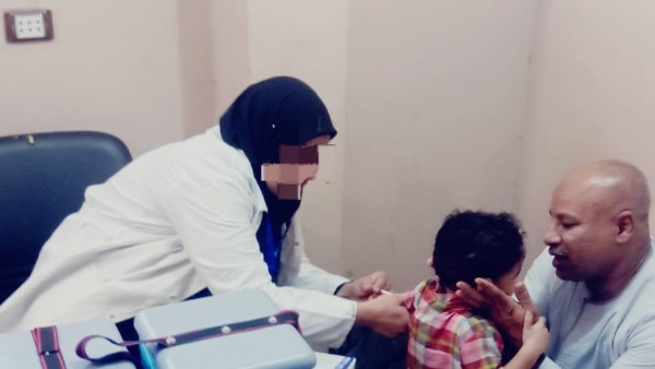 صحة قنا: تطعيم أكثر من نصف مليون طفل ضمن الأسبوع الأول من حملة التطعيم ضد الحصبة
