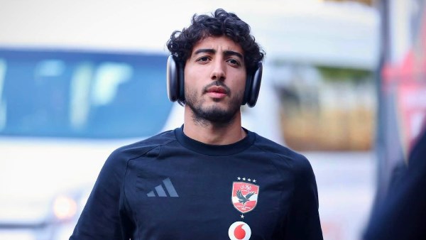 اللاعب قلبه جامد.. أمير هشام يكشف مفاجأة بشأن مستقبل محمد هاني مع الأهلي