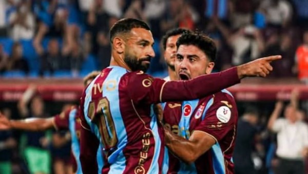 مفاجأة في تصنيف أفضل أجنحة العالم.. ما موقف محمد صلاح؟