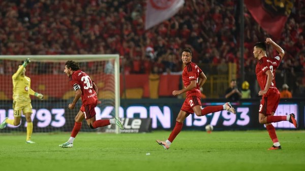 محمد هاني ينهي صيامه التهديفي ويهز شباك الزمالك في القمة 133