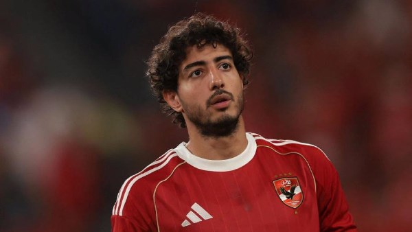 معاملة استثنائية.. فرج عامر: محمد هاني اللاعب الوحيد في الأهلي الذي يستحق كسر القاعدة من أجله
