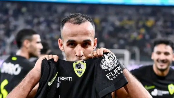 ناصر منسي عقب إلقاء قميص الزمالك : لم أقصد أي شيء بالاحتفال بعد الهدف
