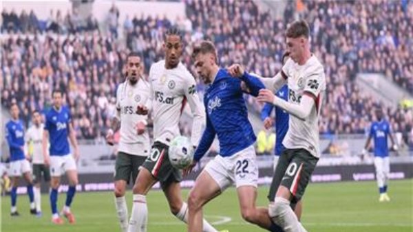 الدوري الإنجليزي| بيدرو نيتو يقود تشيلسي لإسقاط إيفرتون بثنائية والصعود للمربع الذهبي