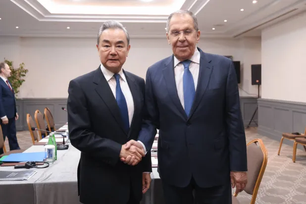 Russia’s Lavrov, China’s Wang Discuss Cooperation, Ukraine, Iran at Asia Security Meeting