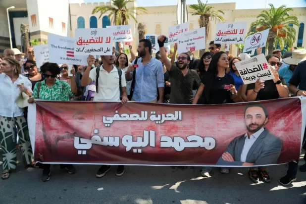 Tunisian Journalists Fear Jail Again as Freedoms Erode