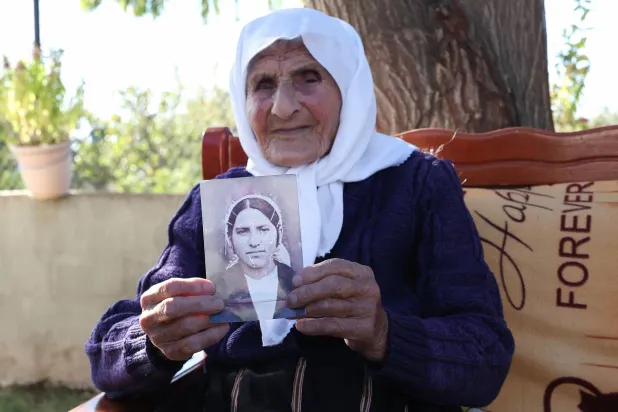 Still Smiling at 117, Albanian May be World’s Oldest Woman