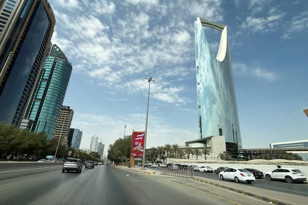 Al-Jadaan: Saudi Investments in Alternative Routes Ensure Continuity of Energy Supplies and Trade