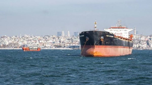 القنصلية الهندية: إنقاذ 22 بحاراً بعد حادث قبالة سواحل الإمارات