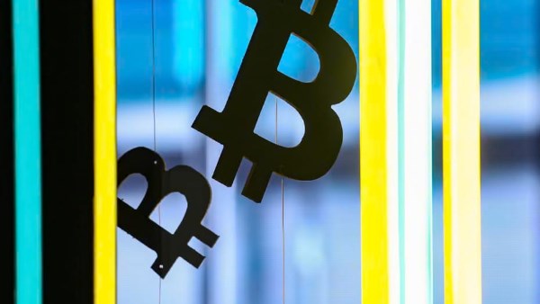 قراصنة كوريا الشمالية يسرقون 6.3 مليار دولار من عملاق العملات المشفرة