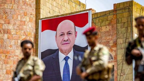 مصادر يمنية: الحوثيون يستولون على منزل رئيس مجلس القيادة الرئاسي في تعز