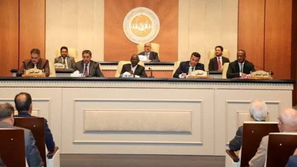 حكومة الشرق الليبية تدعو مجلس النواب لدعم المفاوضات مع مصر بشأن الحدود البحرية والبرية