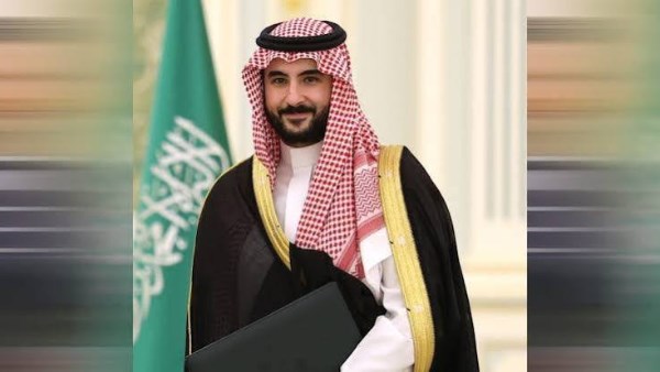 وزير الدفاع السعودي يترأس وفد المملكة في اجتماع رباعي مع تركيا وباكستان وإيران بطهران