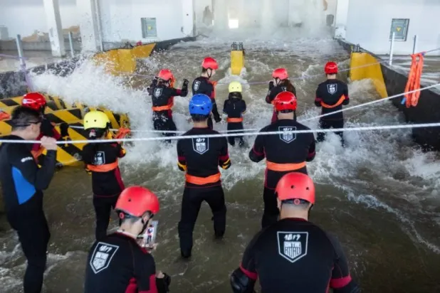 China’s Tourists Flock to Experience Pretend Typhoon as ‘Dark Tourism’ Flourishes