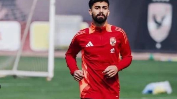 أحمد رضا خارج حسابات الأهلي.. عمرو الدردير يكشف تفاصيل جديدة بعد الأزمة مع المدرب