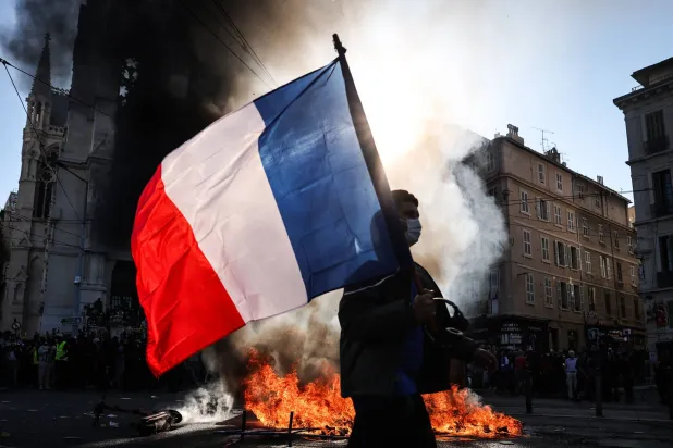 Louvre Blocked as France Grapples with Unrest