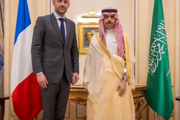 Saudi Arabia, France Discuss Relations and Regional Developments