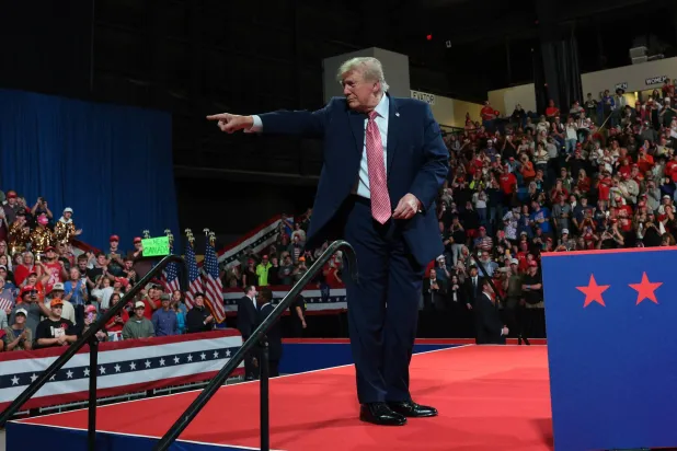Trump Rallies on Republican Turf as Midterm Fears Mount