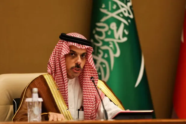 Saudi, Kuwait FMs Condemn Continued Houthi Attacks on Kingdom