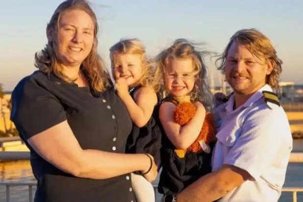 British Family to Return Home After 5 years At Sea