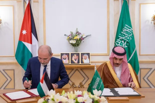 Saudi, Jordanian FMs Discuss Houthi Attacks, Sign Protocol on Higher Coordination Council