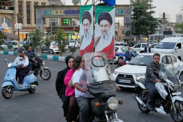 Iran’s Parliament Speaker Meets Supreme Leader to Discuss War Impact