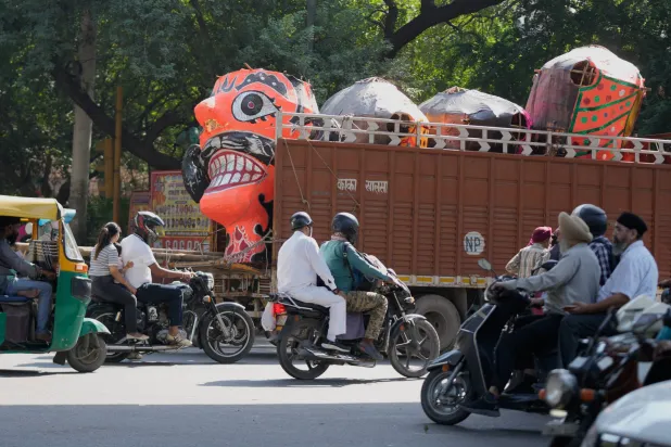 India Capital Steps Up Air Pollution Controls Ahead of Winter