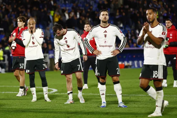 Rooney Calls United Squad ‘Selfish Babies’ After Fernandes Criticism