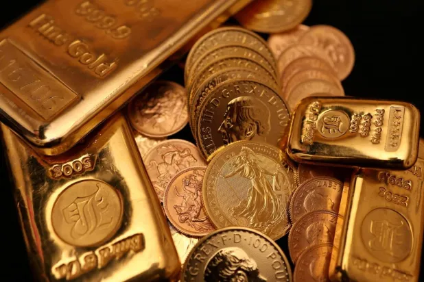 Gold Heads for Steep Weekly Loss as Oil Prices Fuel Fed Rate Concerns