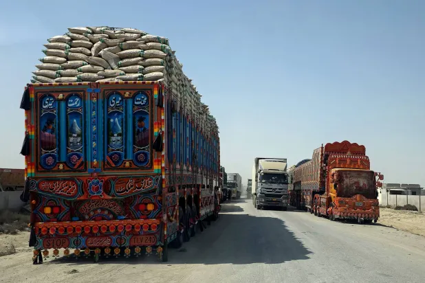 Thousands of Trucks Stuck as Partial Iran-Pakistan Trade Resumes
