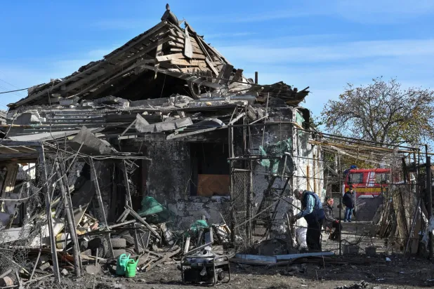 US-Brokered Truce Begins in Ukraine City Occupied by Russia
