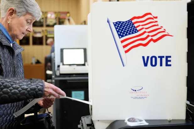 In US Swing Districts, High Prices Dominate Minds but Not Always Ballots