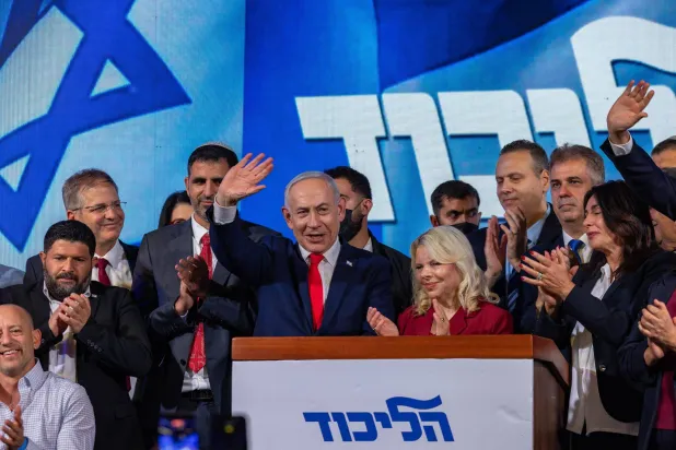 Netanyahu, Eisenkot Stake Rival Claims to Lead Israel After Deadlocked Vote