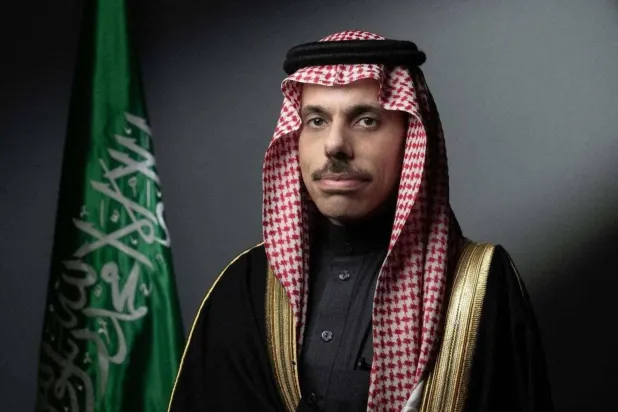 Saudi, Yemeni FMs Discuss Houthi Attacks and Support for Yemeni Government