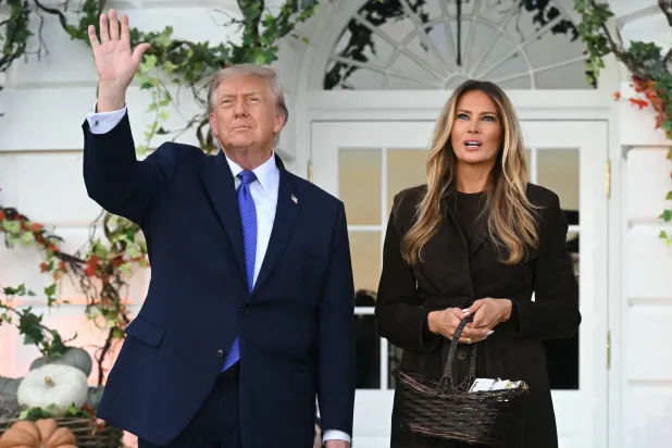 Trump Cancels Rallies in Kansas and Iowa, Opting for Telerallies to Reach more Voters