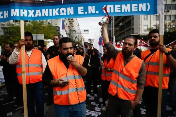 Dockworkers Worldwide Strike Against Arms Shipments and to Demand Better Working Conditions