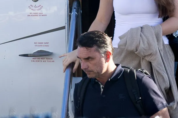 Flavio Bolsonaro Says He Left Brazil Because He Is the Victim of ‘Persecution’