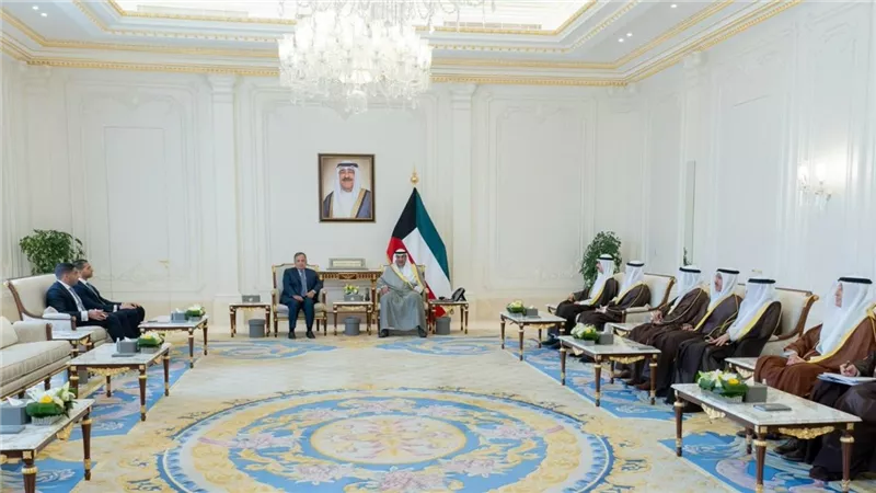 نبيل فهمي يختتم زيارته الرسمية إلى الكويت ويشيد بدورها في دعم جامعة الدول العربية وتعزيز العمل العربي المشترك