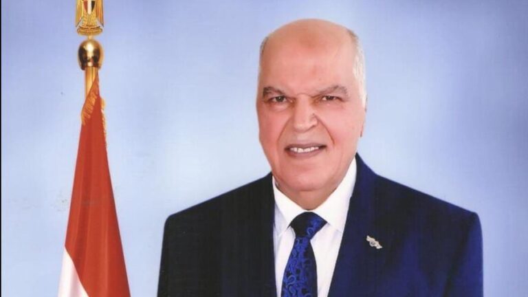خلف الزناتي: كرامة المعلم ورعاية حقوقه على رأس أولوياتنا والتعليم رسالة الأنبياء