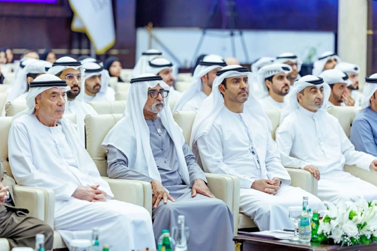 نهيان بن مبارك: جامعة الإمارات منارة للعلم والمعرفة