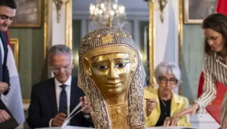 Who owns the past? Restitution of Arab antiquities