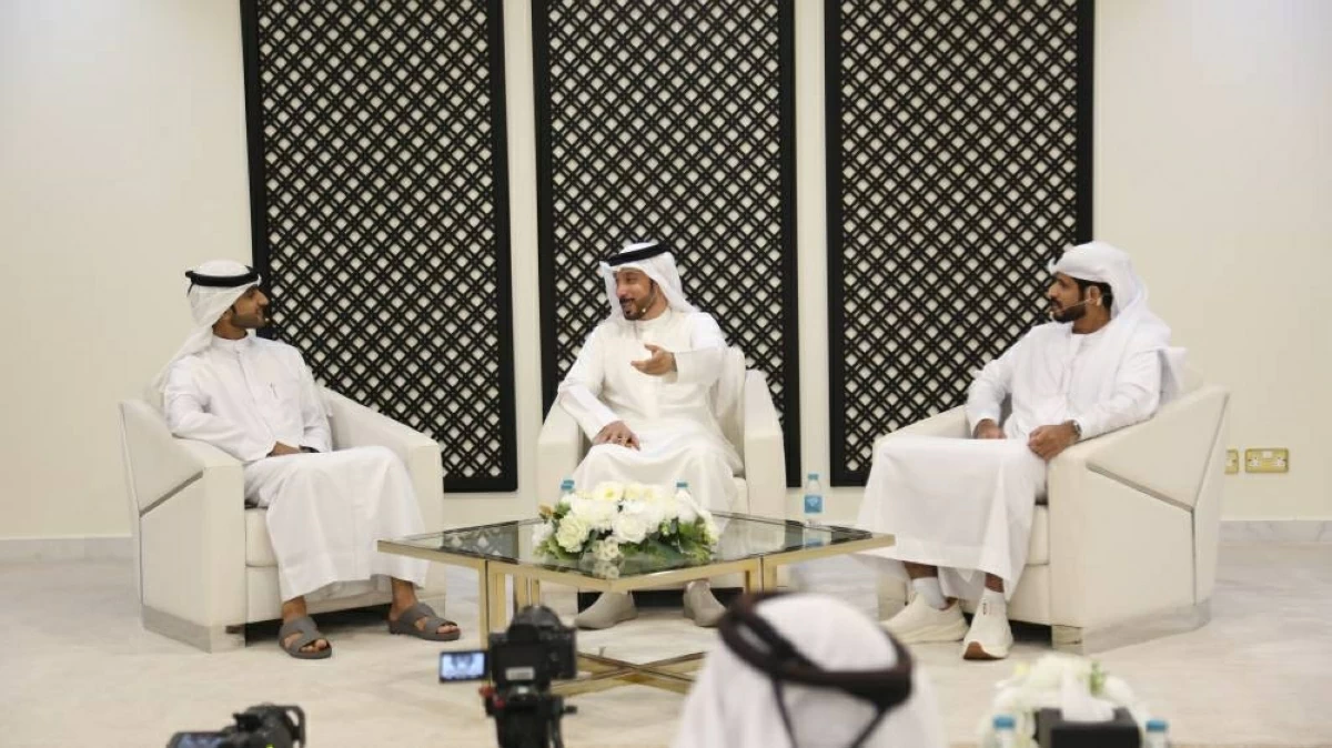 تجليات شعرية في مجلس كلباء الأدبي
