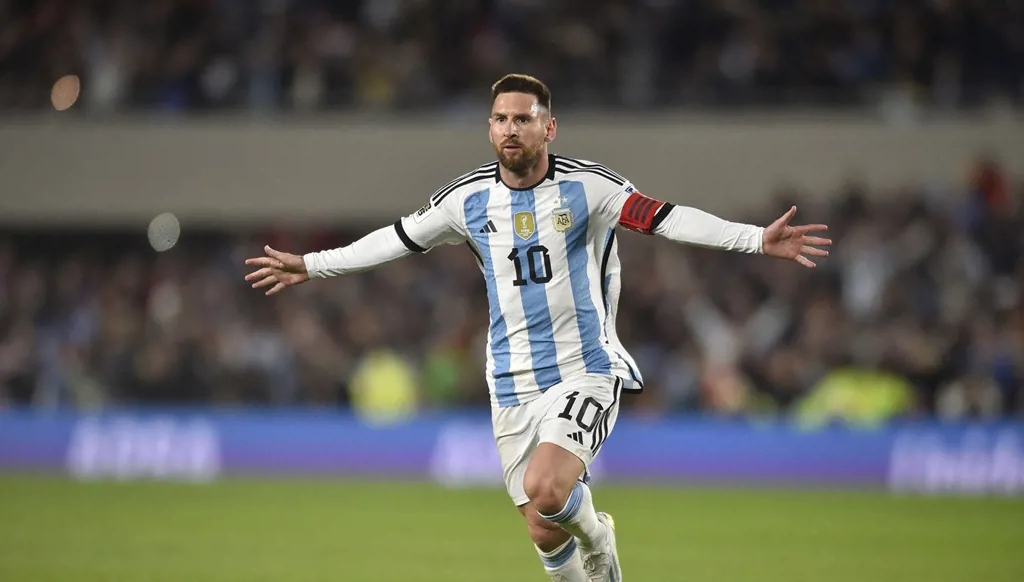 لماذا لا تستطيع الأرجنتين حجب القميص الرقم 10 بعد ميسي؟