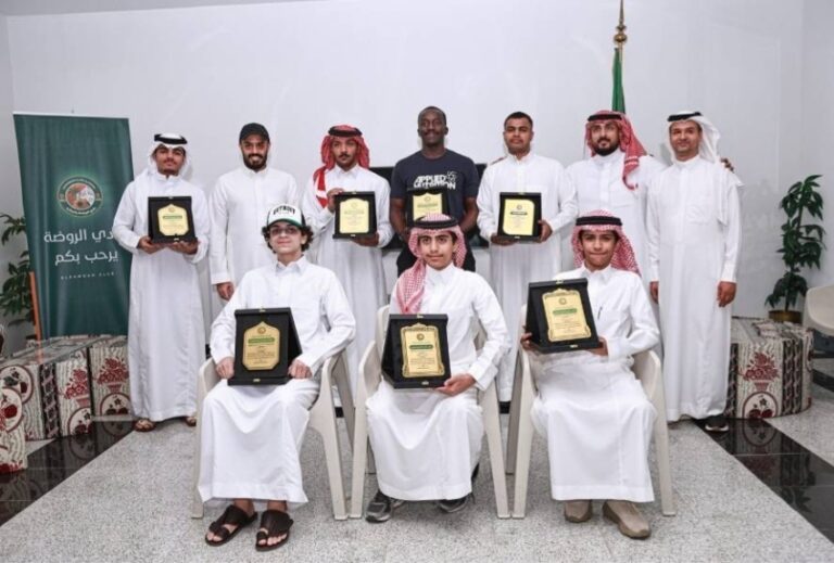 فريق الملاكمة بنادي الروضة يحقق 11 ميدالية في منافسات فئتي النخبة والفئات العمرية